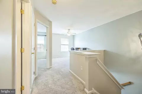 Entry Way - 11 Brittany Ln, Bear, DE 19701 photo 6 of 7