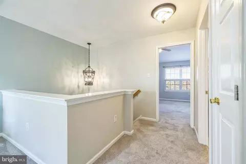 Entry Way - 11 Brittany Ln, Bear, DE 19701 photo 4 of 7