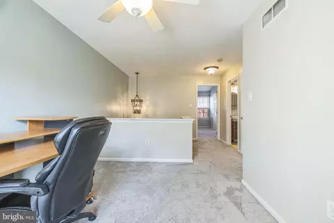 Entry Way - 11 Brittany Ln, Bear, DE 19701 photo 5 of 7