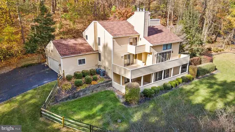 215 Upper Pike Creek Rd, Newark, DE 19711