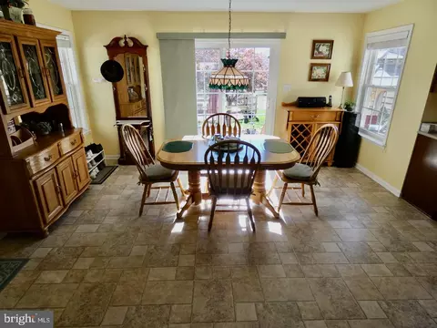 Dining - 123 Matthew Dr, Bear, DE 19701 photo 4 of 5