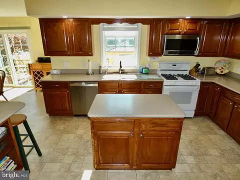 Kitchen - 123 Matthew Dr, Bear, DE 19701 photo 1 of 6
