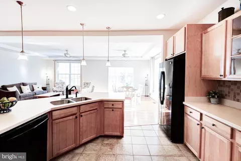 Kitchen - 740 Cherry Tree Rd, Middletown, DE 19709 photo 5 of 6