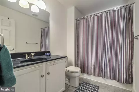 Bath - 102 Dawn Dr, Middletown, DE 19709 photo 2 of 3