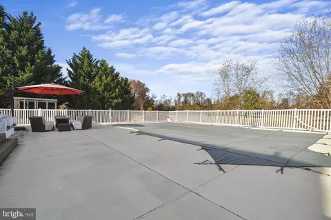 Exterior - 102 Dawn Dr, Middletown, DE 19709 photo 10 of 11