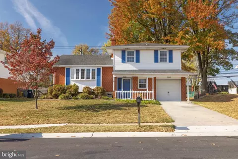 8 White Clay Cres, Newark, DE 19711