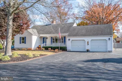 311 Adams St, Delaware City, DE 19706
