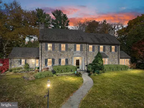 801 Edgehill Rd, Wilmington, DE 19807