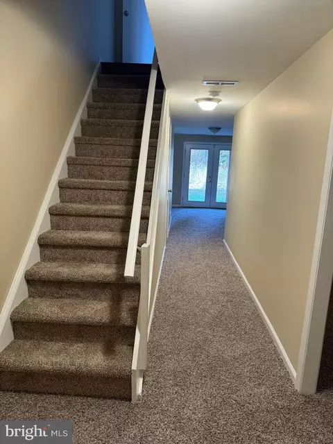 Entry Way - 528 Concord Bridge Pl, Newark, DE 19702 photo 1 of 4