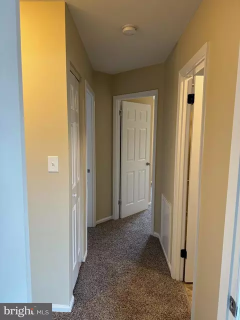 Entry Way - 528 Concord Bridge Pl, Newark, DE 19702 photo 2 of 4