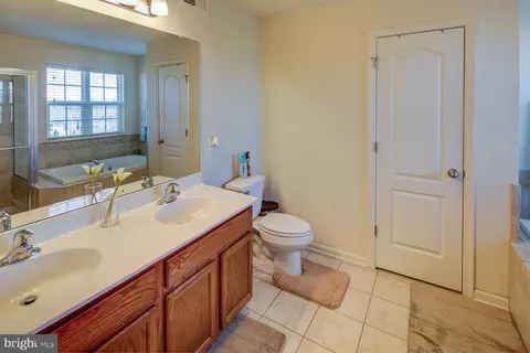 Bath - 409 Janets Way, Townsend, DE 19734 photo 2 of 2