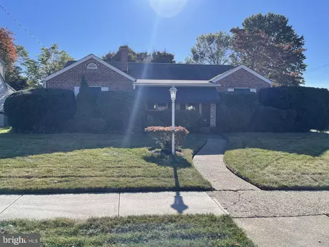 4616 Springers Ln, Wilmington, DE 19808