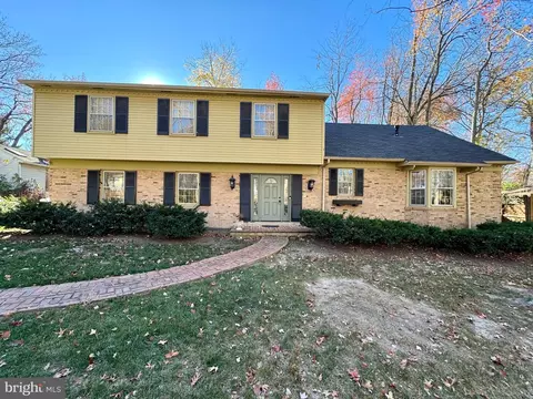 206 Hitching Post Dr, Wilmington, DE 19803