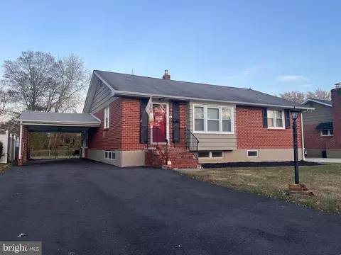 31 Marta Dr, Wilmington, DE 19808