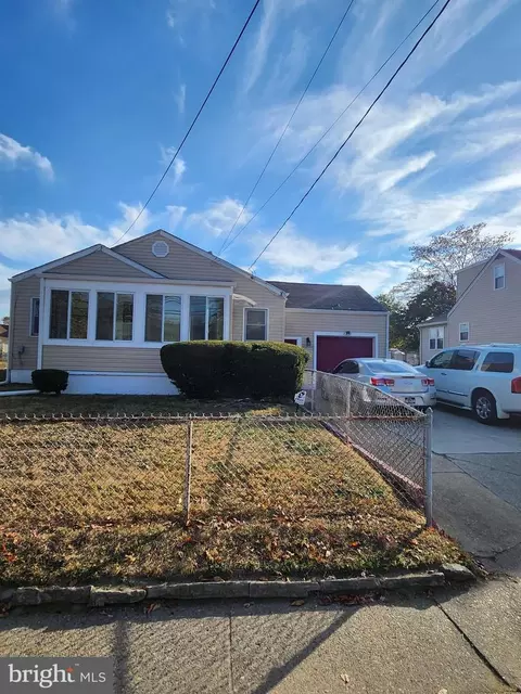 109 Lambson Ln, New Castle, DE 19720