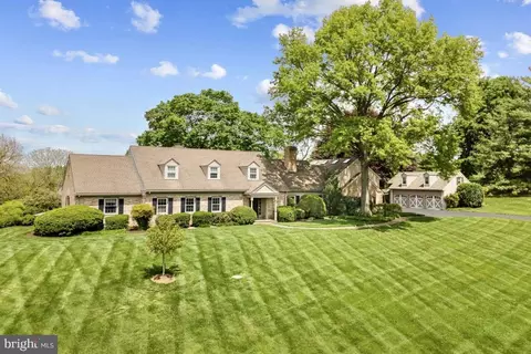 207 Haystack Ln, Wilmington, DE 19807