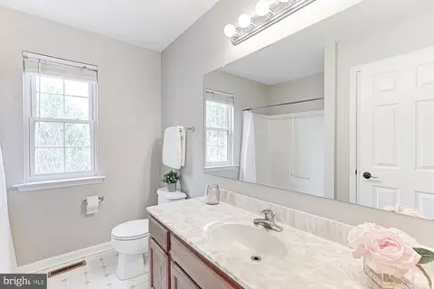 Bath - 119 Westside Ln, Middletown, DE 19709 photo 1 of 8