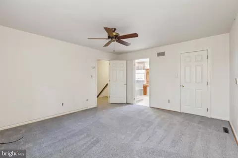 Bedroom - 2 Blue Jay Dr, Newark, DE 19713 photo 2 of 4
