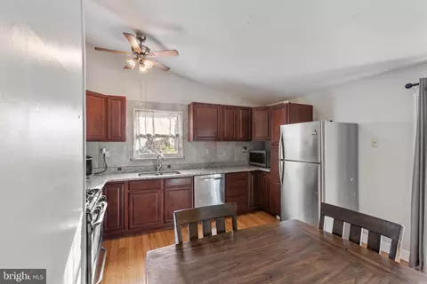 Kitchen - 1131 Porter Rd, Bear, DE 19701 photo 2 of 2