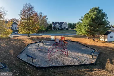 View/Area - 110 W Abbey Dr, Townsend, DE 19734 photo 3 of 5