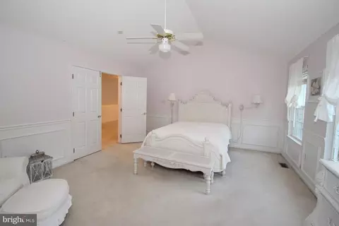 Bedroom - 302 Meadow Glen Dr, Bear, DE 19701 photo 2 of 5