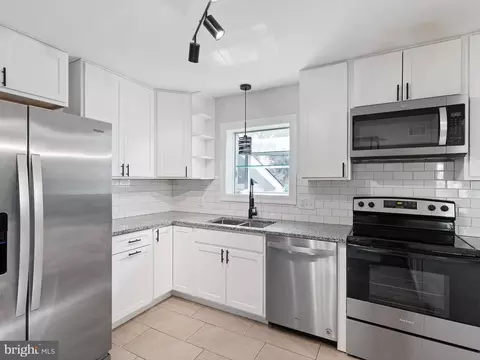 Kitchen - 290 Ware Rd, Newark, DE 19711 photo 2 of 2
