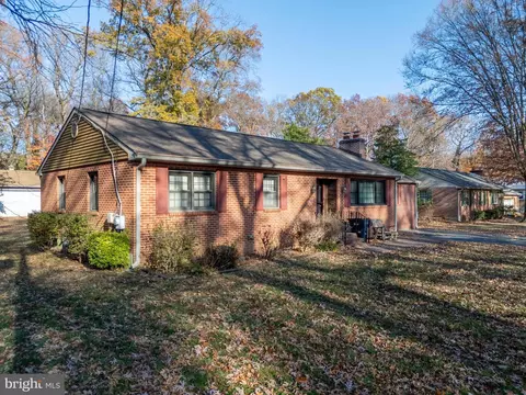 Exterior - 123 Kingston Dr, Bear, DE 19701 photo 2 of 10