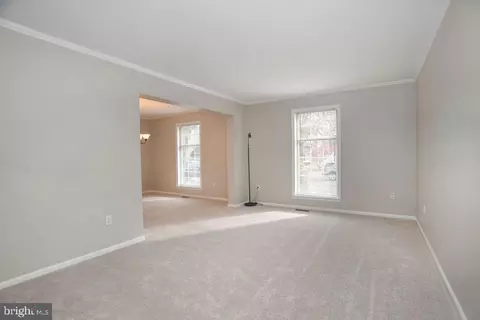 Living - 234 Rushes Dr, Bear, DE 19701 photo 5 of 10