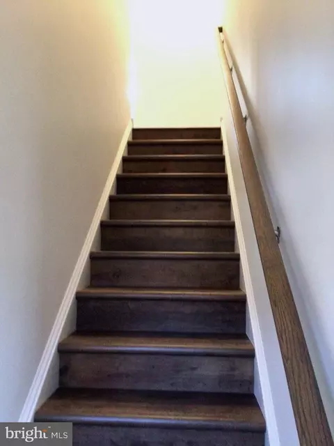 Entry Way - 126 Hedgewick Dr, Newark, DE 19702 photo 1 of 1