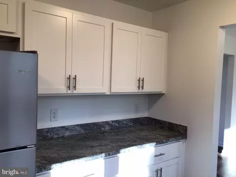 Kitchen - 126 Hedgewick Dr, Newark, DE 19702 photo 4 of 4
