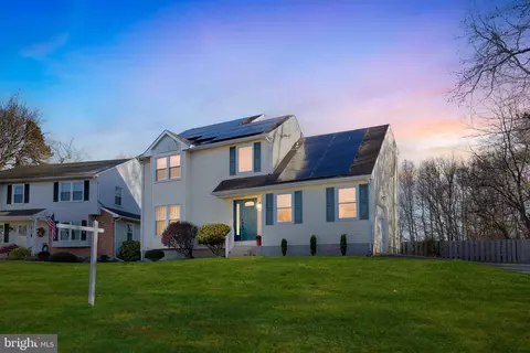 34 Danvers Cir, Newark, DE 19702