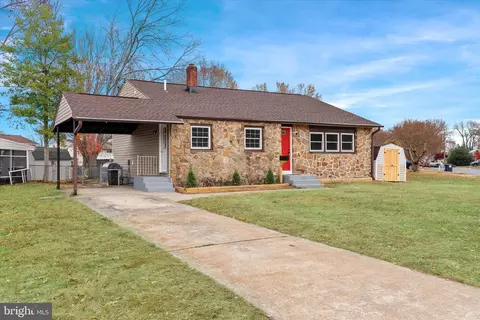 32 Malvern Rd, Newark, DE 19713 photo 2