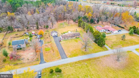 View/Area - 354 Chestnut Ln, Townsend, DE 19734 photo 2 of 10