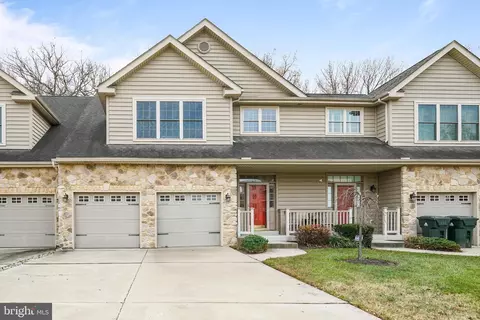 34 Fountainview Dr, Newark, DE 19713