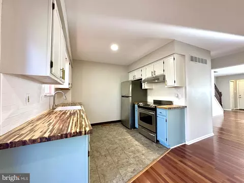 Kitchen - 618 Candlestick Ln, Newark, DE 19702 photo 1 of 2