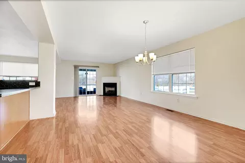 Living - 229 Avonbridge Dr, Townsend, DE 19734 photo 1 of 9