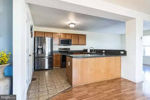 Kitchen - 229 Avonbridge Dr, Townsend, DE 19734 photo 1 of 2