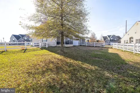 Exterior - 229 Avonbridge Dr, Townsend, DE 19734 photo 8 of 8
