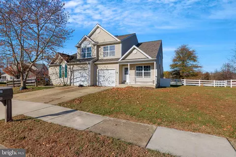 229 Avonbridge Dr, Townsend, DE 19734