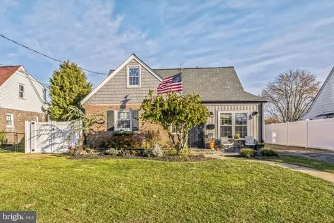 211 Fenwick Ave, Wilmington, DE 19804