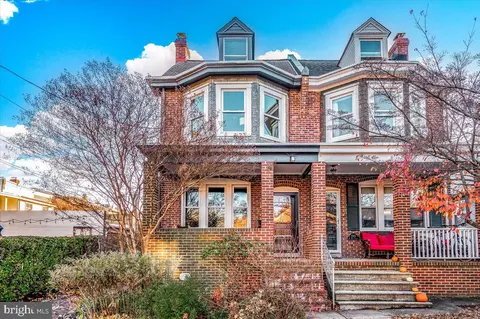 2300 W 14th St, Wilmington, DE 19806