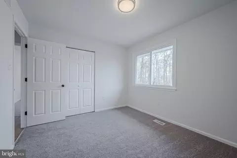 Bedroom - 82 Avignon Dr, Newark, DE 19702 photo 2 of 5
