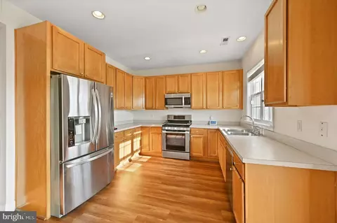 Kitchen - 150 Springfield Cir, Middletown, DE 19709 photo 2 of 2