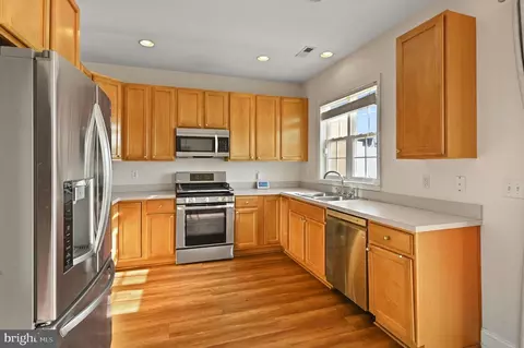 Kitchen - 150 Springfield Cir, Middletown, DE 19709 photo 1 of 2