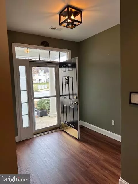 Entry Way - 150 Springfield Cir, Middletown, DE 19709 photo 4 of 4