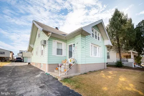 8 Exmore Ave, Wilmington, DE 19805
