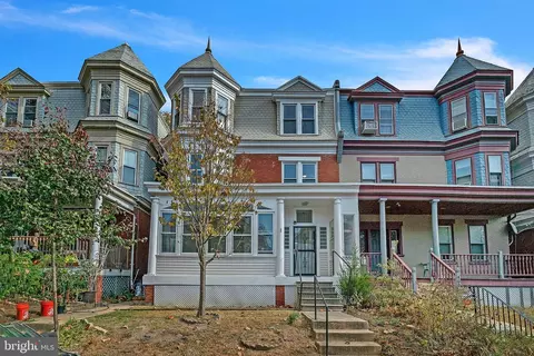 411 W 21st St, Wilmington, DE 19802