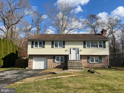 117 Casho Mill Rd, Newark, DE 19711