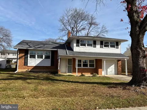 2629 Drayton Dr, Wilmington, DE 19808
