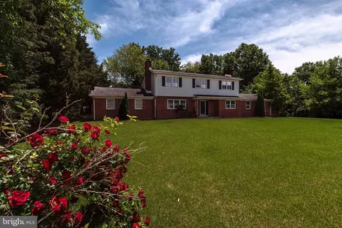 325 Great Oak Dr, Middletown, DE 19709